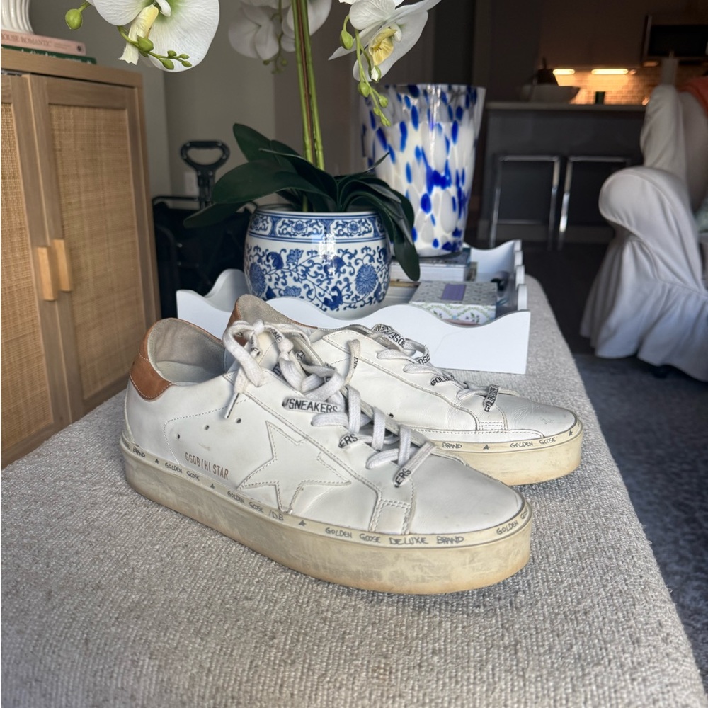 Golden Goose Cream and Tan HI-STARS